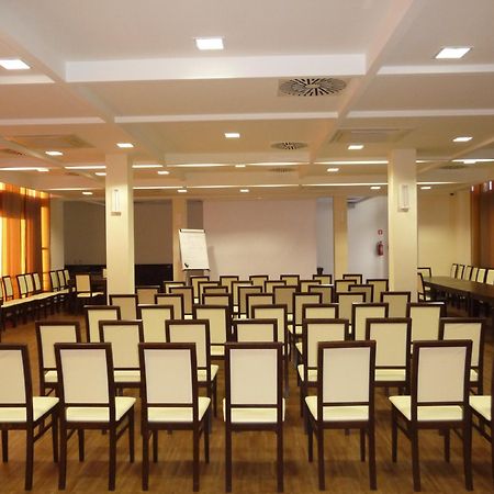 Hotel Aviator Kielce "Business Hotel Medical & Spa" Bagian luar foto