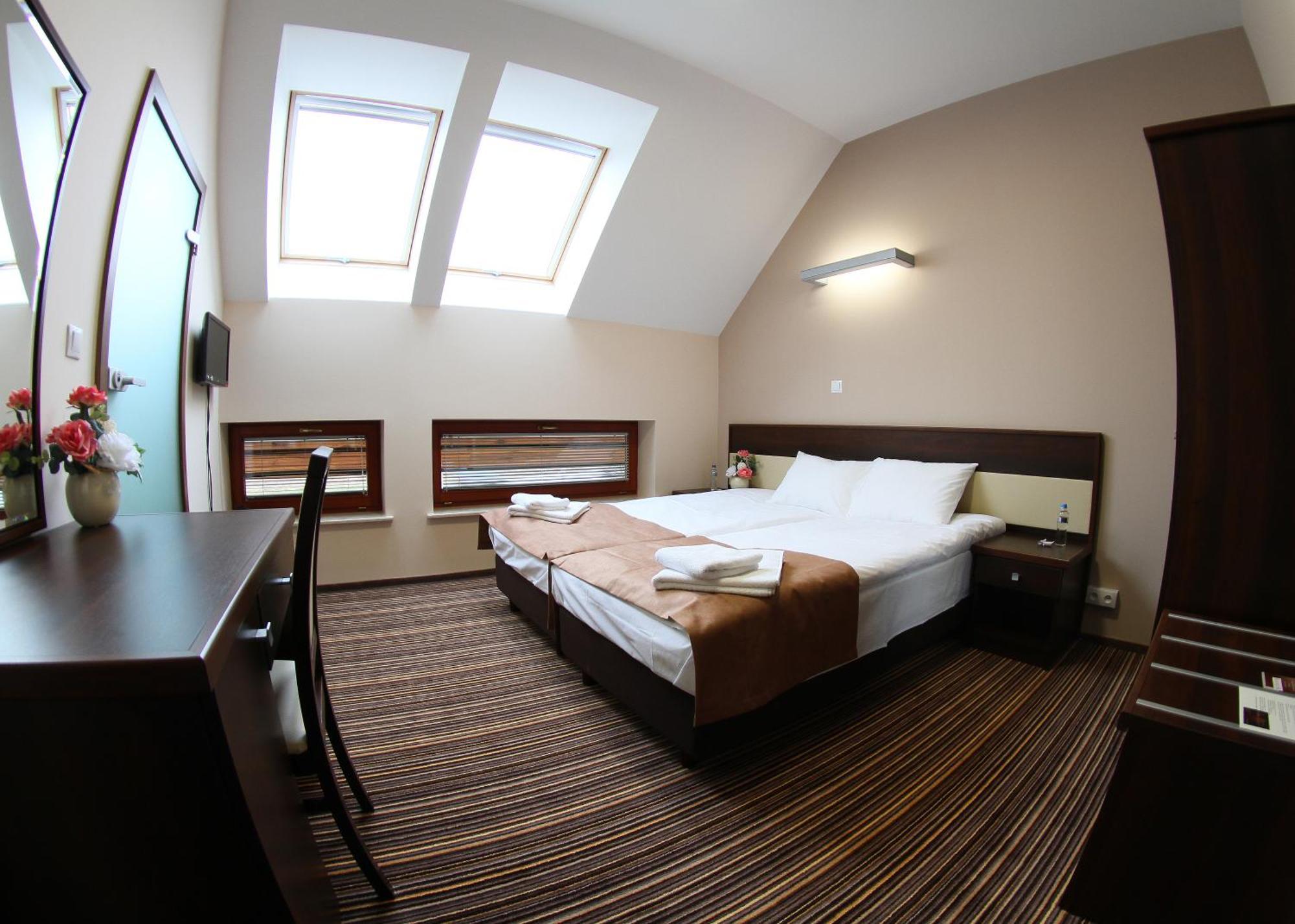 Hotel Aviator Kielce "Business Hotel Medical & Spa" Ruang foto