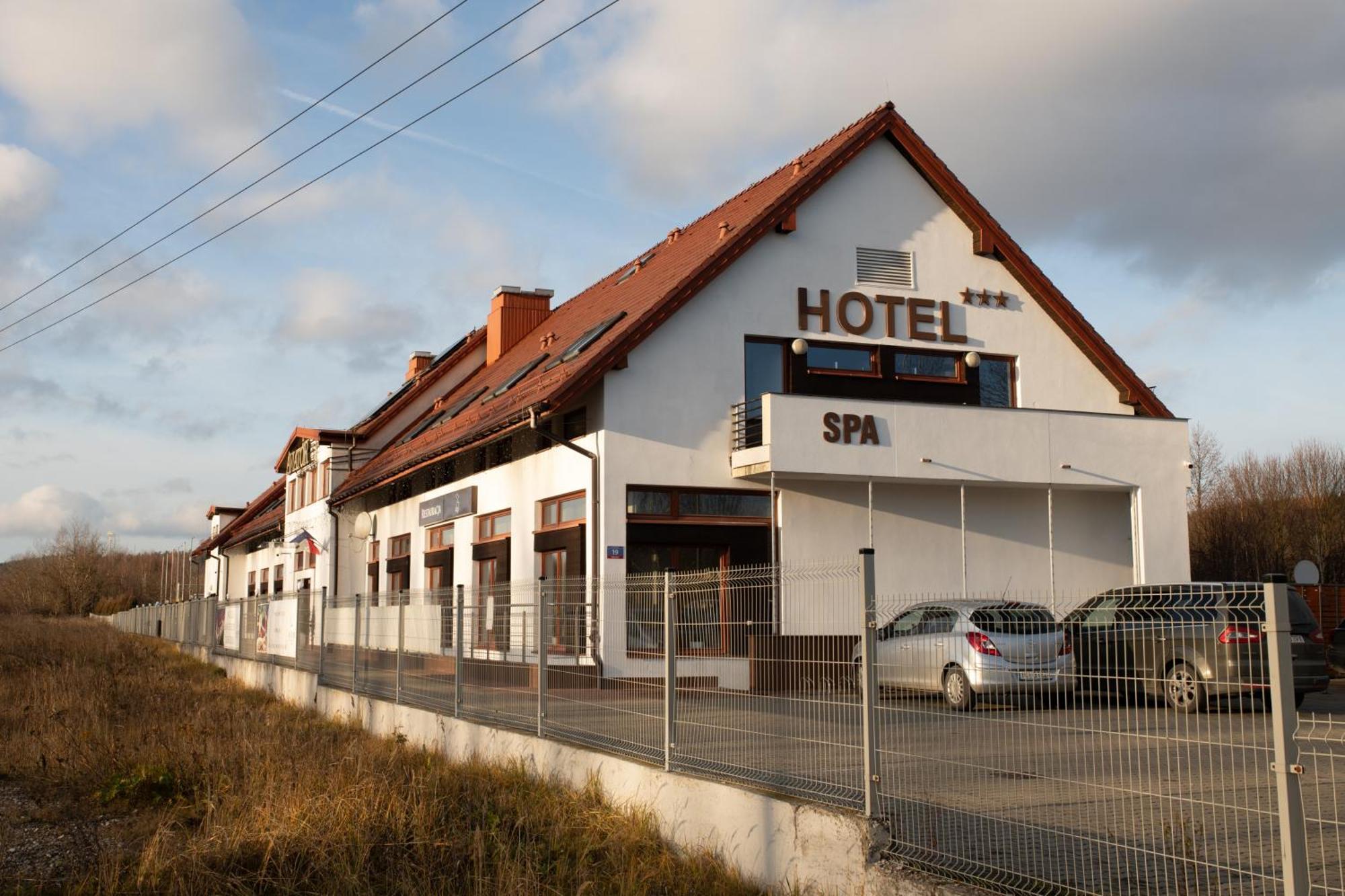 Hotel Aviator Kielce "Business Hotel Medical & Spa" Bagian luar foto
