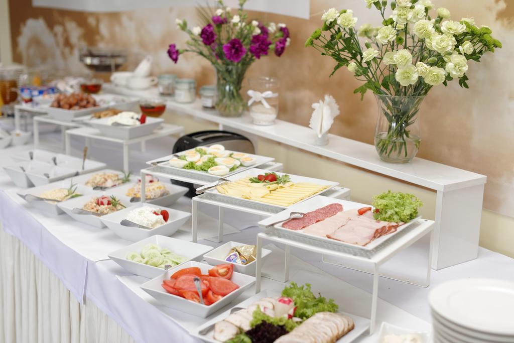 Hotel Aviator Kielce "Business Hotel Medical & Spa" Bagian luar foto